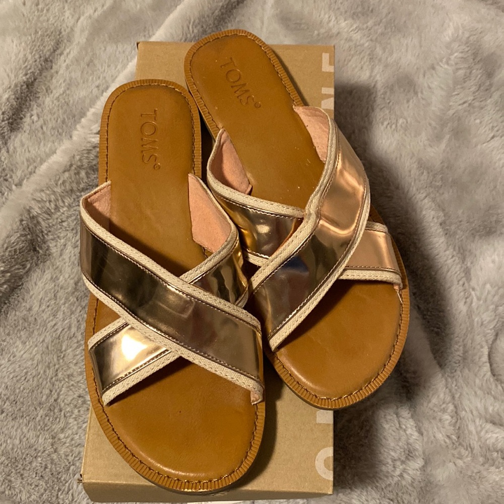 Womens Toms sandals